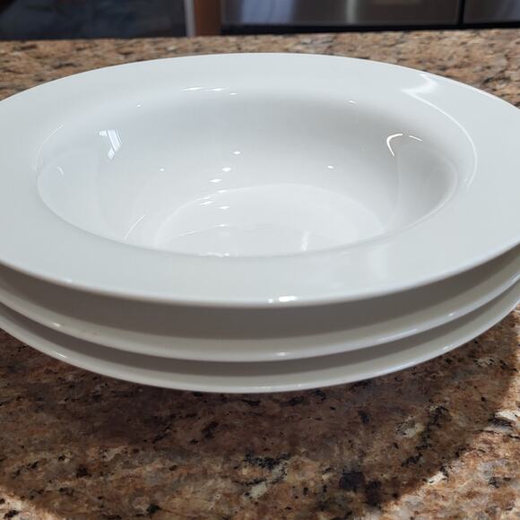 Pier 1 Elegant White Soup Bowls (Set Of 3) 8.5" D - Picture 3 of 12